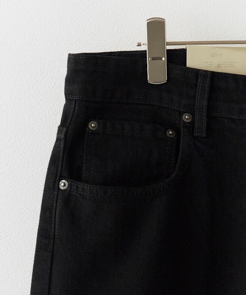 ROOPTOKYO(ループトウキョウ)の「NEO BLUE / ネオブルー Tinted Charcoal Mud Wash Super Baggy Jeans デニムパンツ(デニムパンツ・メンズ・ブラック/ブルー系その他/ブルー/ブラック系その他・30inch/36inch/34inch/32inch)」の7枚目の写真