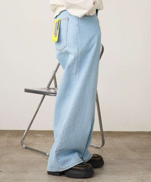 ROOPTOKYO(ループトウキョウ)の「NEO BLUE / ネオブルー Tinted Charcoal Mud Wash Super Baggy Jeans デニムパンツ(デニムパンツ・メンズ・ブラック/ブルー系その他/ブルー/ブラック系その他・30inch/36inch/34inch/32inch)」の17枚目の写真