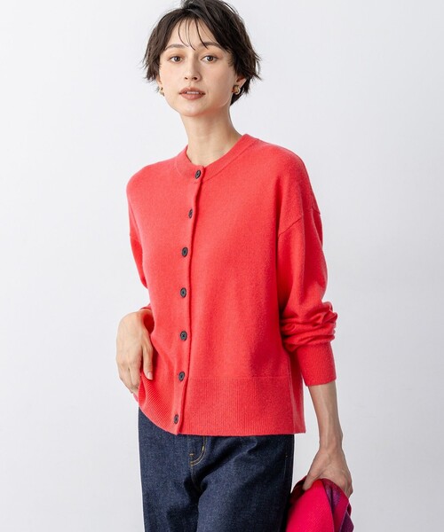 23区（ニジュウサンク）の「ピュアカシミヤ クルーネック カーディガン（カーディガン/ボレロ・レディース・オレンジ系/ライトグレー系/イエロー系/ブルー系/ベージュ系/スカイブルー系/黄土色系・40/38）」の7枚目の写真