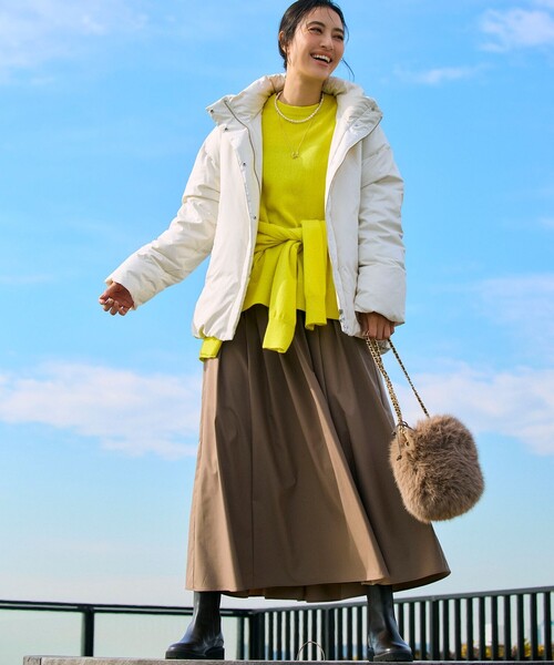 23区（ニジュウサンク）の「ピュアカシミヤ クルーネック カーディガン（カーディガン/ボレロ・レディース・オレンジ系/ライトグレー系/イエロー系/ブルー系/ベージュ系/スカイブルー系/黄土色系・40/38）」の12枚目の写真