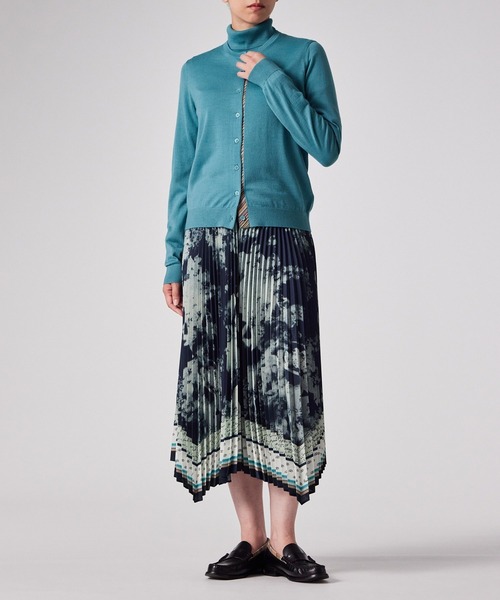 Paul Smith(ポールスミス)の「ウィメンズ ドレープウール ストライプ カーディガン / 255220 532N(カーディガン/ボレロ・レディース・グレイッシュブルー/ブラック・MEDIUM)」の7枚目の写真