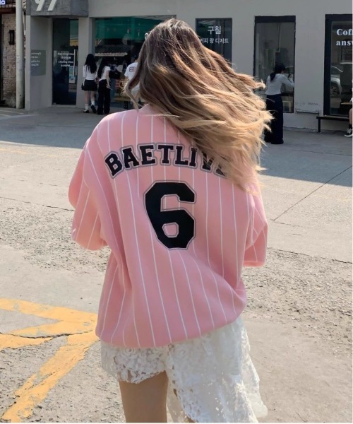 WEGO（ウィゴー）の「WEGO/ゲームストライプロンTスウェット（スウェット・レディース・ホワイト/ピンク・MEDIUM/LARGE）」の5枚目の写真