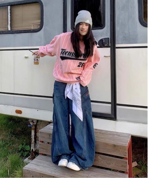 WEGO（ウィゴー）の「WEGO/ゲームストライプロンTスウェット（スウェット・レディース・ホワイト/ピンク・MEDIUM/LARGE）」の3枚目の写真