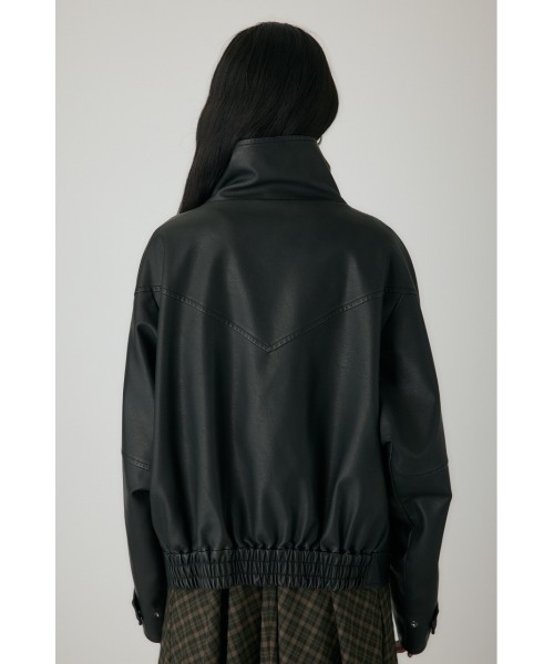 crie conforto(クリーコンフォルト)の「スタンドカラーフェイクレザージャケット 冬服 / アウター(ライダースジャケット・レディース・ブラウン/ブラック・FREE)」の9枚目の写真