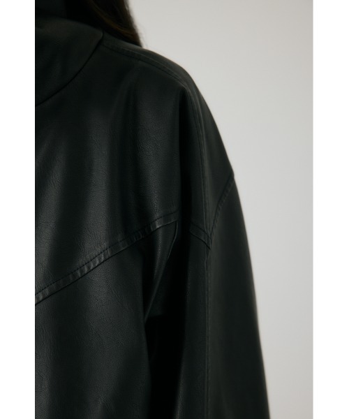 crie conforto(クリーコンフォルト)の「スタンドカラーフェイクレザージャケット 冬服 / アウター(ライダースジャケット・レディース・ブラウン/ブラック・FREE)」の11枚目の写真