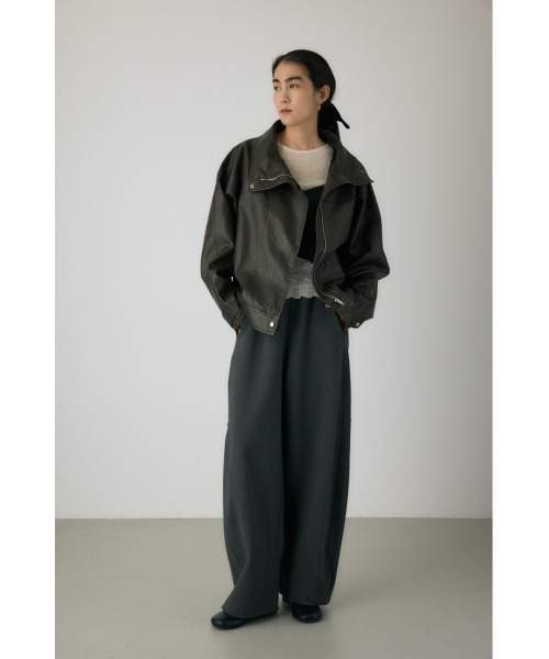 crie conforto(クリーコンフォルト)の「スタンドカラーフェイクレザージャケット 冬服 / アウター(ライダースジャケット・レディース・ブラウン/ブラック・FREE)」の20枚目の写真