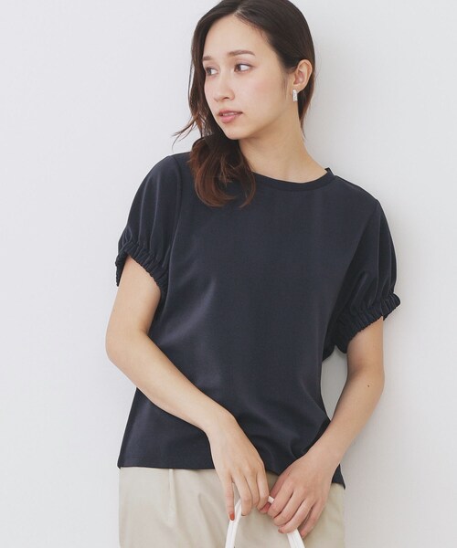 index(インデックス)の「ドルマンショートトップス【洗濯機洗い可】(Tシャツ/カットソー・レディース・ライトイエロー系/オフホワイト/ネイビー・00)」の4枚目の写真