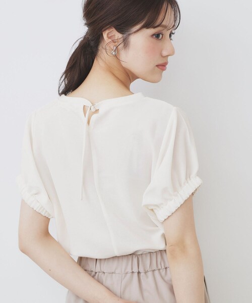 index(インデックス)の「ドルマンショートトップス【洗濯機洗い可】(Tシャツ/カットソー・レディース・ライトイエロー系/オフホワイト/ネイビー・00)」の5枚目の写真