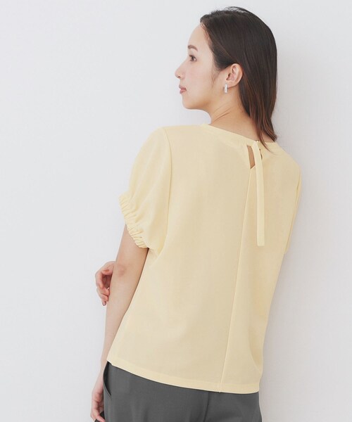 index(インデックス)の「ドルマンショートトップス【洗濯機洗い可】(Tシャツ/カットソー・レディース・ライトイエロー系/オフホワイト/ネイビー・00)」の12枚目の写真