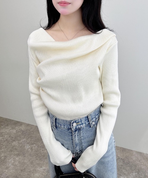 INGNI(イング)の「【WEB限定】ドレープニット(ニット/セーター・レディース・ブラック/グレー/オフホワイト/ピンク/ボルドー・M)」の7枚目の写真