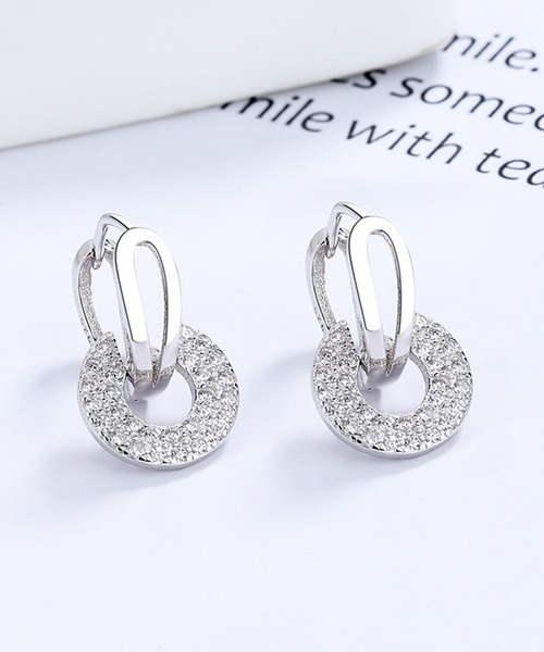Lace Ladies(レースレディース)の「パヴェ サークル モチーフ スタッド ピアス(ピアス(両耳用)・レディース・ピンク/シルバー/ゴールド・FREE)」の3枚目の写真