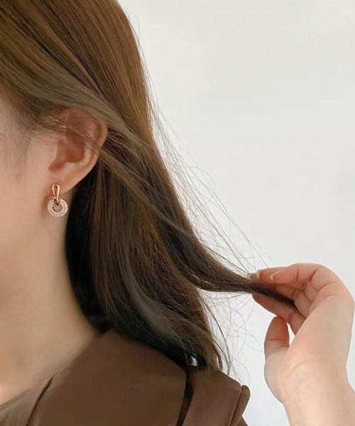 Lace Ladies(レースレディース)の「パヴェ サークル モチーフ スタッド ピアス(ピアス(両耳用)・レディース・ピンク/シルバー/ゴールド・FREE)」の6枚目の写真