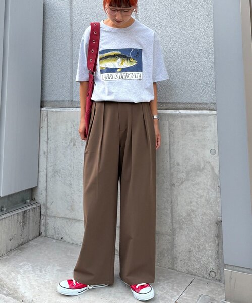 CIAOPANIC TYPY(チャオパニックティピー)の「【新色追加/3サイズ展開】タックボリュームワイドスラックス(スラックス・レディース・グレー/ネイビー/ブラック/ブラック系その他/ブラウン・SMALL/LARGE/MEDIUM)」の21枚目の写真