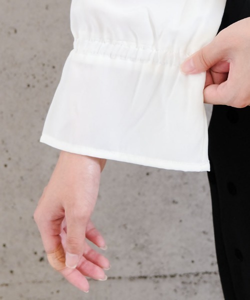 aquagarage(アクアガレージ)の「フリルスタンドカラーブラウス(シャツ/ブラウス・レディース・ブラック/ホワイト/ネイビー・L/M)」の18枚目の写真