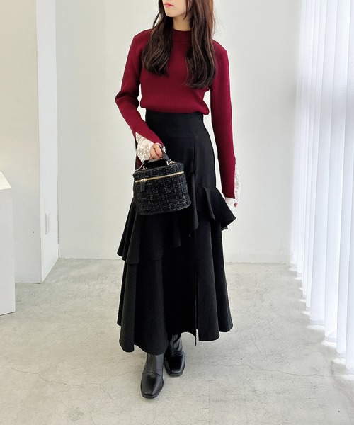 INGNI（イング）の「袖スリットレースニット（ニット/セーター・レディース・ブラック/アイボリー/チャコールグレー/ボルドー・M）」の5枚目の写真