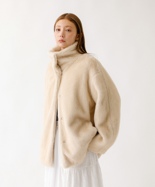 Rouge vif la cle（ルージュヴィフラクレ）の「【nap / ナップ】フェイクファー スタンドカラー ブルゾン（ブルゾン・レディース・アイボリー・フリー）」の5枚目の写真