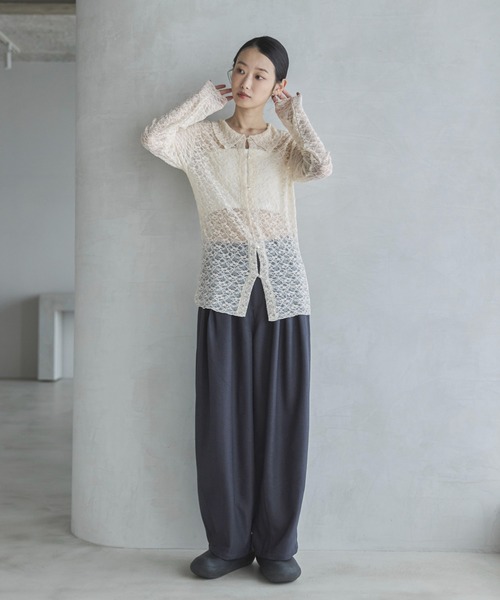 feepur(フェピュール)の「襟付レースカーディガン(カーディガン/ボレロ・レディース・アイボリー/ブラック・MEDIUM)」の7枚目の写真