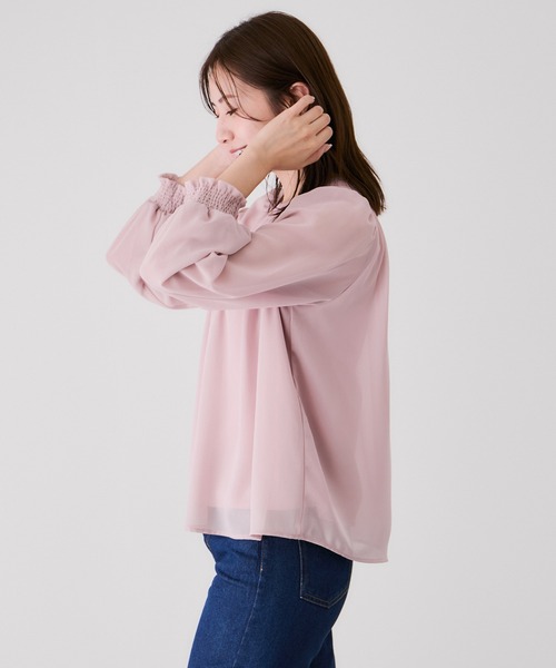 Jayro(ジャイロ)の「シフォンシャーリングブラウス(シャツ/ブラウス・レディース・ホワイト系その他/ピンク/ブラック/ブルー系その他4・M)」の13枚目の写真