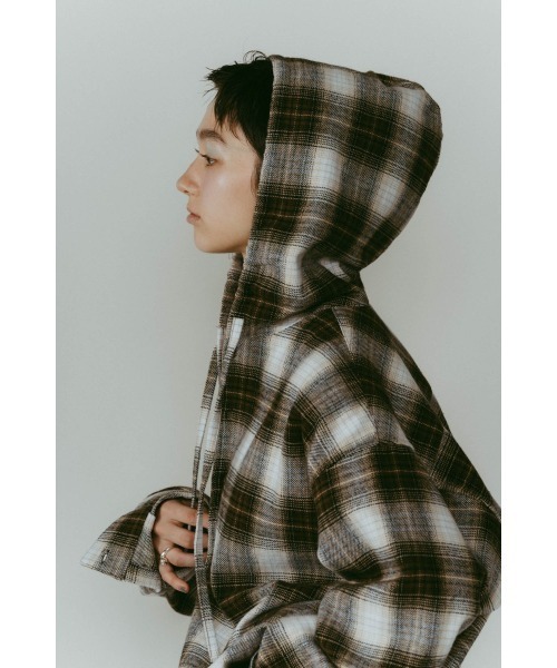 Knuth Marf（クヌースマーフ）の「hooded over shirts(unisex)（Tシャツ/カットソー・レディース・ブラック系その他/ホワイト×ブラウン・FREE）」の11枚目の写真