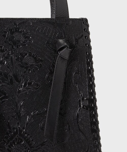 CARVING TRIBES（カービングトライブス）の「Stitch Tote（ハンドバッグ・レディース・グレー/ブラック・FREE）」の5枚目の写真