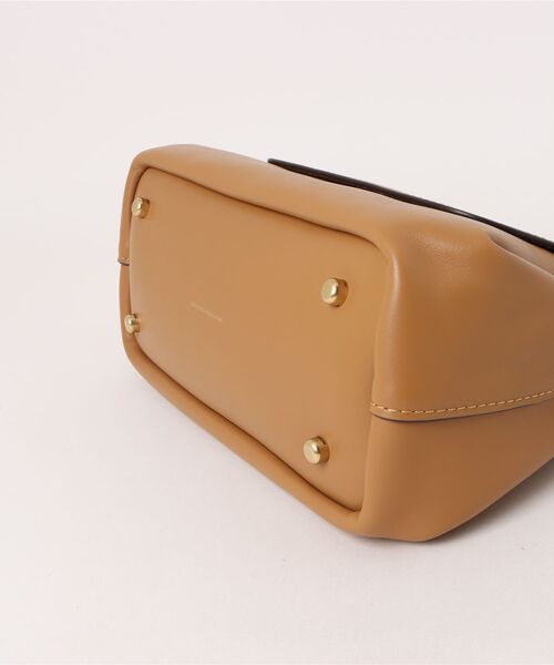 COACH(コーチ)の「スラウチー ローグ トップ ハンドル バッグ(ショルダーバッグ・レディース・ブラウン系その他・ONE)」の11枚目の写真