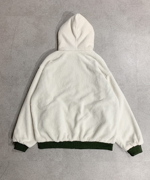 Mejoul（メジュール）の「フード付きリバーシブルボリュームブルゾンファーブルゾン（ブルゾン・レディース・ブルー/アイボリー/ブラック/カーキ・M/L）」の22枚目の写真