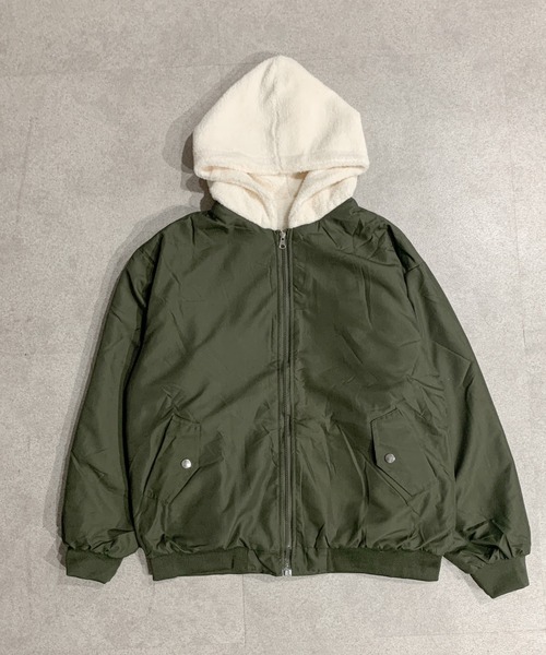 Mejoul（メジュール）の「フード付きリバーシブルボリュームブルゾンファーブルゾン（ブルゾン・レディース・ブルー/アイボリー/ブラック/カーキ・M/L）」の13枚目の写真