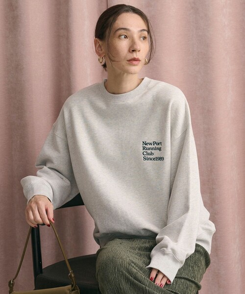 BEAUTY&YOUTH UNITED ARROWS(ビューティーアンドユースユナイテッドアローズ)の「コットン裏毛 ロゴスウェット プルオーバー(スウェット・レディース・ライトグレー/ダークグレー・FREE)」の3枚目の写真