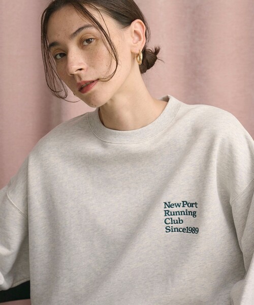 BEAUTY&YOUTH UNITED ARROWS(ビューティーアンドユースユナイテッドアローズ)の「コットン裏毛 ロゴスウェット プルオーバー(スウェット・レディース・ライトグレー/ダークグレー・FREE)」の5枚目の写真