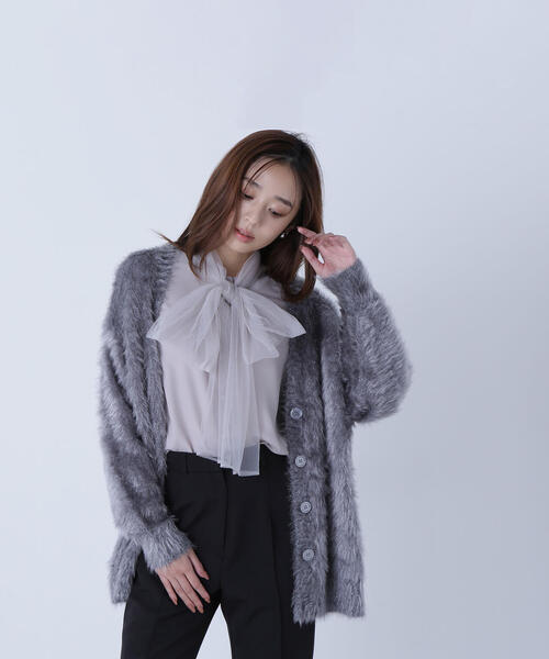 NATURAL BEAUTY BASIC(ナチュラルビューティーベーシック)の「◇ヘアリーラメニットシリーズ Vネックカーディガン(カーディガン/ボレロ・レディース・オレンジ/ベージュ/チャコールグレー・FREE)」の11枚目の写真