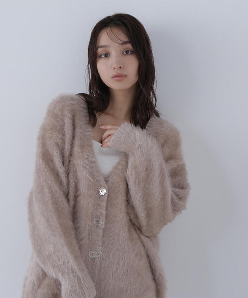 NATURAL BEAUTY BASIC(ナチュラルビューティーベーシック)の「◇ヘアリーラメニットシリーズ Vネックカーディガン(カーディガン/ボレロ・レディース・オレンジ/ベージュ/チャコールグレー・FREE)」の1枚目の写真