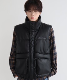 【mihns closet/ミンズクローゼット】 スタンドカラー パデッド ストレッチ ユーティリティポケット ベスト
