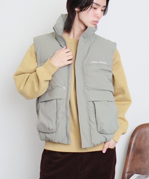 mihns closet（ミンズクローゼット）の「【mihns closet/ミンズクローゼット】 スタンドカラー パデッド ストレッチ ユーティリティポケット ベスト（ダウンベスト・メンズ・ブラック/ブラック系その他2/オフホワイト/セージグリーン/ブラック系その他/ネイビー/クリアブラック/ベージュ・S/M/L/LL）」の7枚目の写真