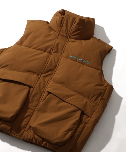 mihns closet（ミンズクローゼット）の「【mihns closet/ミンズクローゼット】 スタンドカラー パデッド ストレッチ ユーティリティポケット ベスト（ダウンベスト・メンズ・ブラック/ブラック系その他2/オフホワイト/セージグリーン/ブラック系その他/ネイビー/クリアブラック/ベージュ・S/M/L/LL）」の11枚目の写真