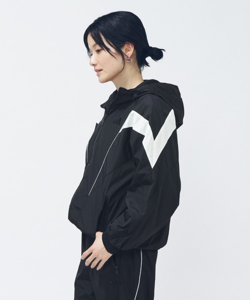adidas(アディダス)の「アディダス adidas STSV ウーブンジャケット(ナイロンジャケット・レディース・トップグレー/ブラック/ネイビー・S/M/L/XL)」の5枚目の写真