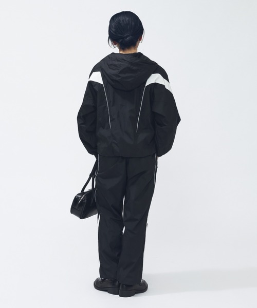 adidas(アディダス)の「アディダス adidas STSV ウーブンジャケット(ナイロンジャケット・レディース・トップグレー/ブラック/ネイビー・S/M/L/XL)」の12枚目の写真