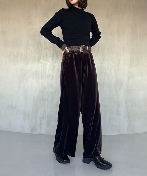 PAGEBOY(ページボーイ)の「サイドタックルーズベロアパンツ/イージーパンツ【4color・2size】(その他パンツ・レディース・ブラック/ブラウン/レッド/ベージュ・SMALL/MEDIUM)」の13枚目の写真