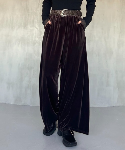 PAGEBOY(ページボーイ)の「サイドタックルーズベロアパンツ/イージーパンツ【4color・2size】(その他パンツ・レディース・ブラック/ブラウン/レッド/ベージュ・SMALL/MEDIUM)」の14枚目の写真