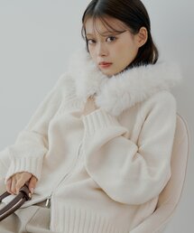 Chico（チコ）の「【SALON by Chico】ファー取り外ルーズWジップニットカーディガン（ニット/セーター）」