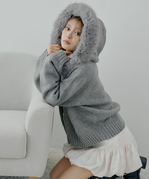 フードファーwジップニットカーディガン chico SALON by Chico】フードファーWジップニットカーディガン（ニット