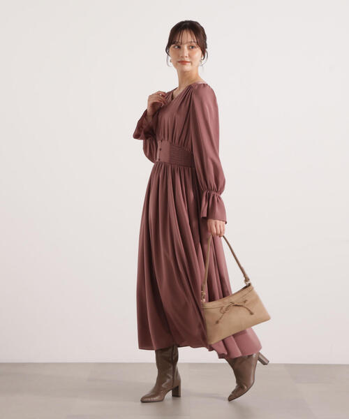 PROPORTION BODY DRESSING(プロポーションボディドレッシング)の「クルミ釦付きギャザーワンピース / 1215240110(ワンピース・レディース・ベージュ/ピンク/ブラック系その他・MEDIUM/P/S/SMALL)」の11枚目の写真