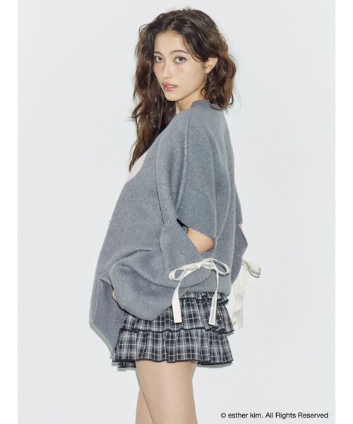 EVRIS（エヴリス）の「【Esther Bunny × EVRIS】バニージャガードニット（ニット/セーター・レディース・グレー/ホワイト・FREE）」の6枚目の写真