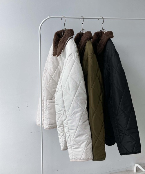 AS KNOW AS plus（アズノゥアズプラス）の「♪衿取り外し可能 2WAYキルティングジャケット（ブルゾン・レディース・ブラック/カーキ/アイボリー・FREE）」の10枚目の写真