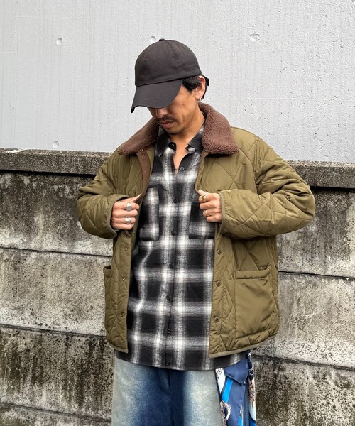 AS KNOW AS plus（アズノゥアズプラス）の「♪衿取り外し可能 2WAYキルティングジャケット（ブルゾン・レディース・ブラック/カーキ/アイボリー・FREE）」の19枚目の写真