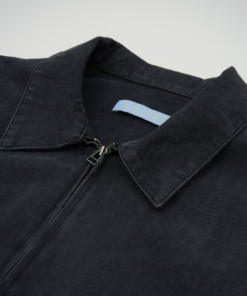 WISM(ウィズム)の「NAMELESSNESS / ネームレスネス HERRINGBONE ZIP BLOUSON(ブルゾン・メンズ・ブラック・3/2)」の16枚目の写真