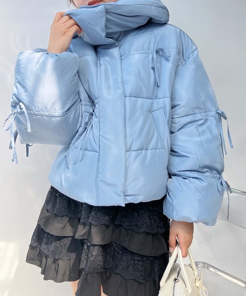 AS KNOW AS plus(アズノゥアズプラス)の「♪散りばめリボン 2WAYビッグ衿 ボリューム中綿ブルゾン(ダウンジャケット/コート・レディース・サックスブルー/ブラック/アイボリー・FREE)」の14枚目の写真