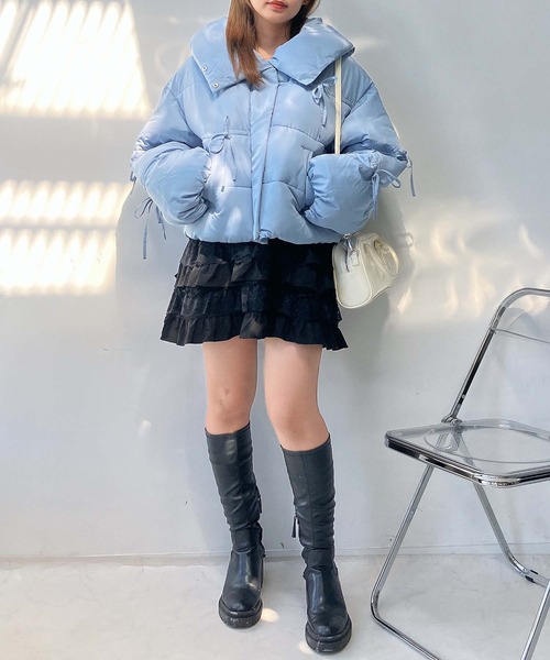 AS KNOW AS plus(アズノゥアズプラス)の「♪散りばめリボン 2WAYビッグ衿 ボリューム中綿ブルゾン(ダウンジャケット/コート・レディース・サックスブルー/ブラック/アイボリー・FREE)」の20枚目の写真