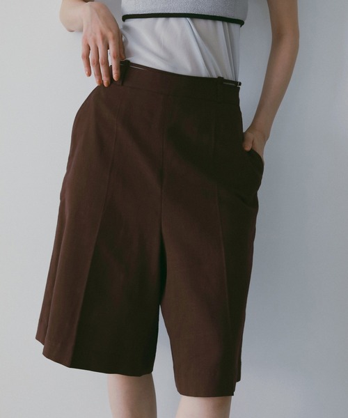 anuke(アンヌーク)の「Linen Half Pants(その他パンツ・レディース・ネイビー/ブラウン・36inch/38inch)」の2枚目の写真