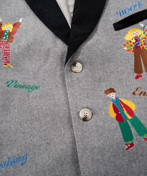 フック（HOOK）/HOOK −original−　レトロ調人物刺繍異素材襟テーラードジャケット セール】HOOK -original- レトロ調人物刺繍異素材襟テーラード