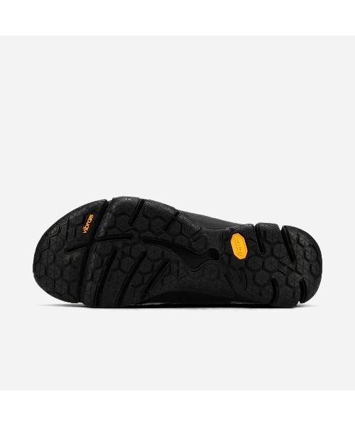 THE NORTH FACE（ザノースフェイス）の「THE NORTH FACE STRATUM PIKA FE / ノースフェイス ストレイタム ピカ フリース / NF52581（スニーカー・メンズ・ブラック・23cm/24cm/25cm/26cm/27cm/28cm）」の6枚目の写真